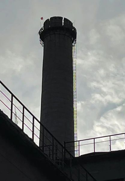 煙囪拆除，水塔拆除